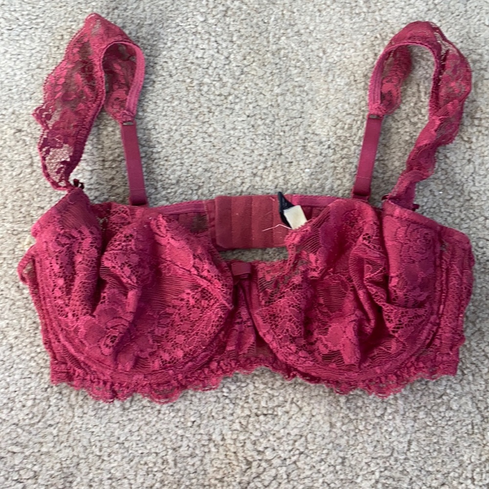 Vintage 1991 La Perla Burgundy Bra
